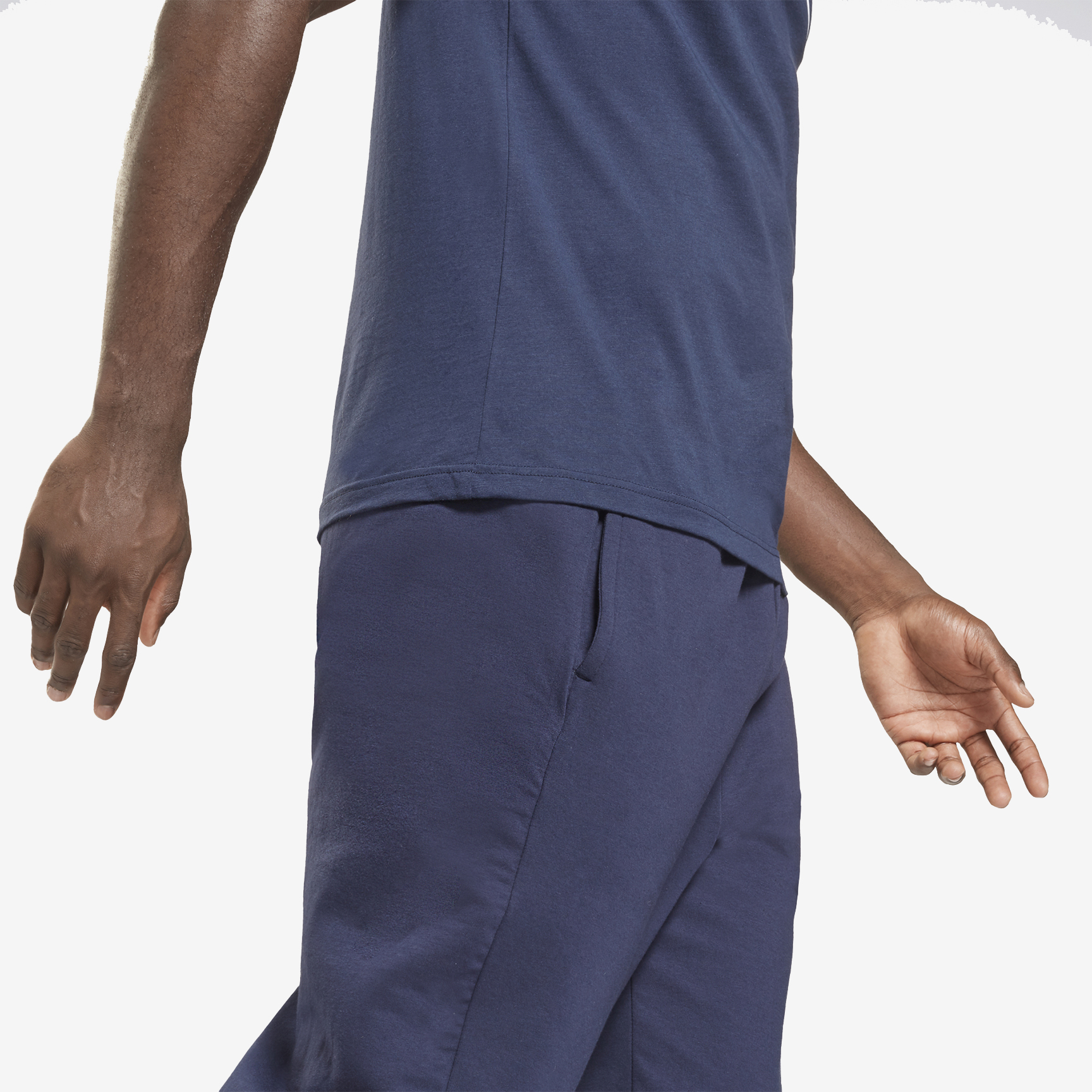 REEBOK GRAPHIC SERIES STACKED TEE IEH23-GS1616