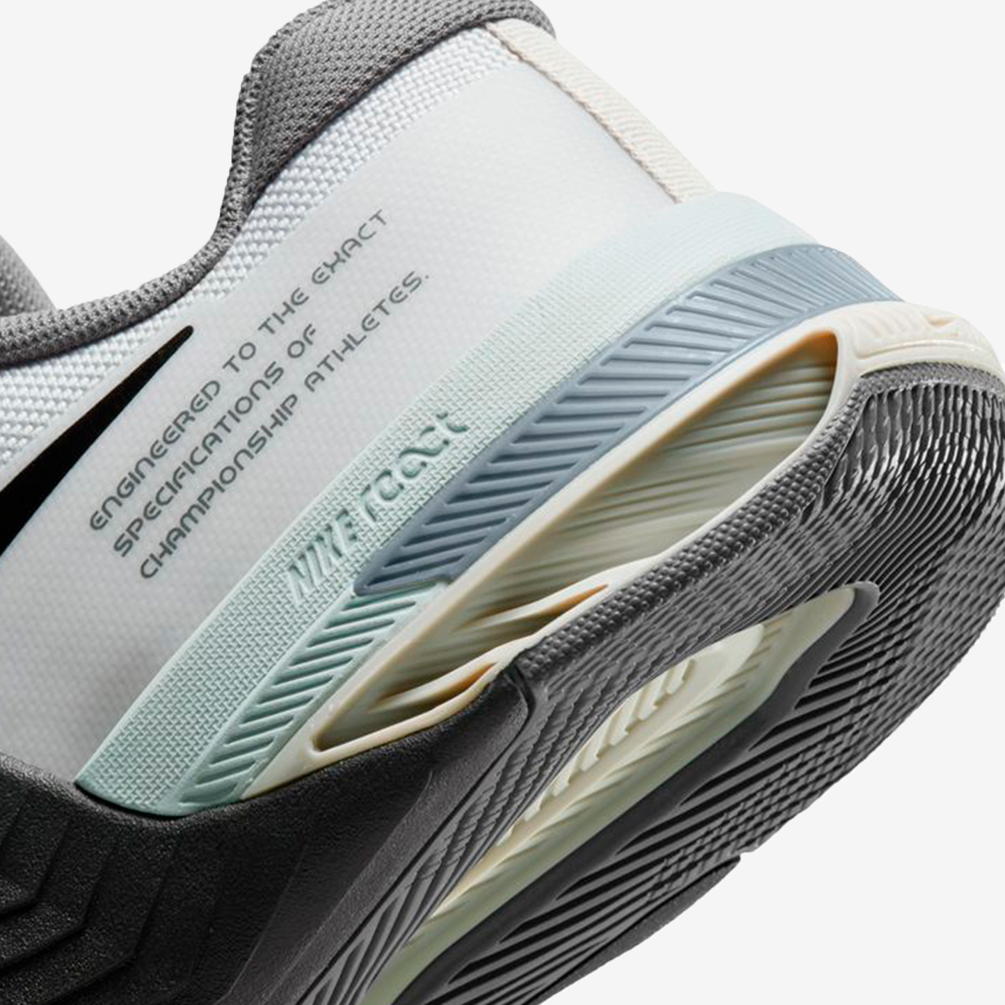 NIKE METCON 8 DO9328-004