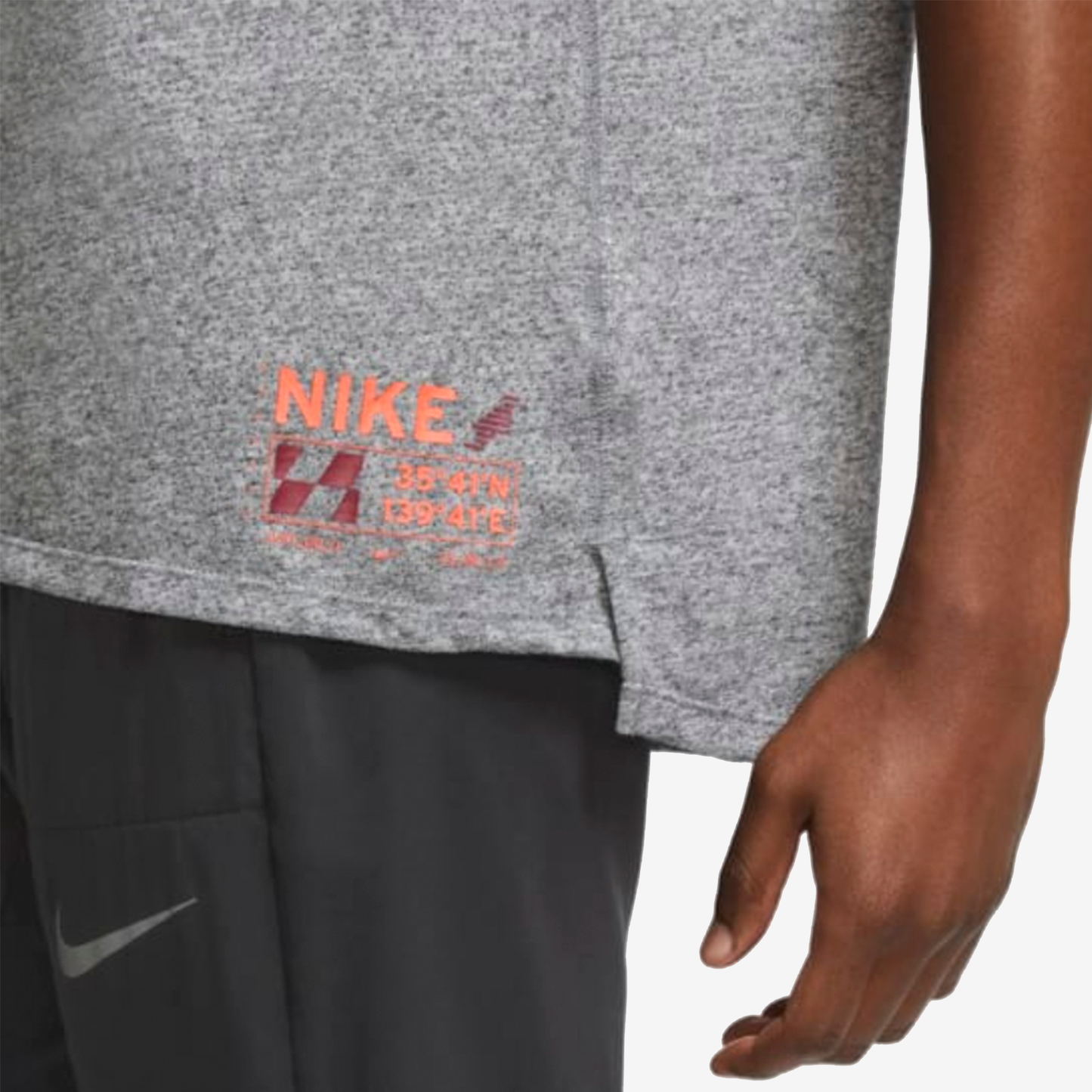NIKE RISE 365 FUTURE FAST T-SHIRT CU5438-064